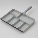 janos_fodor_dustpan_plastic_33x30x3cm thumbnail