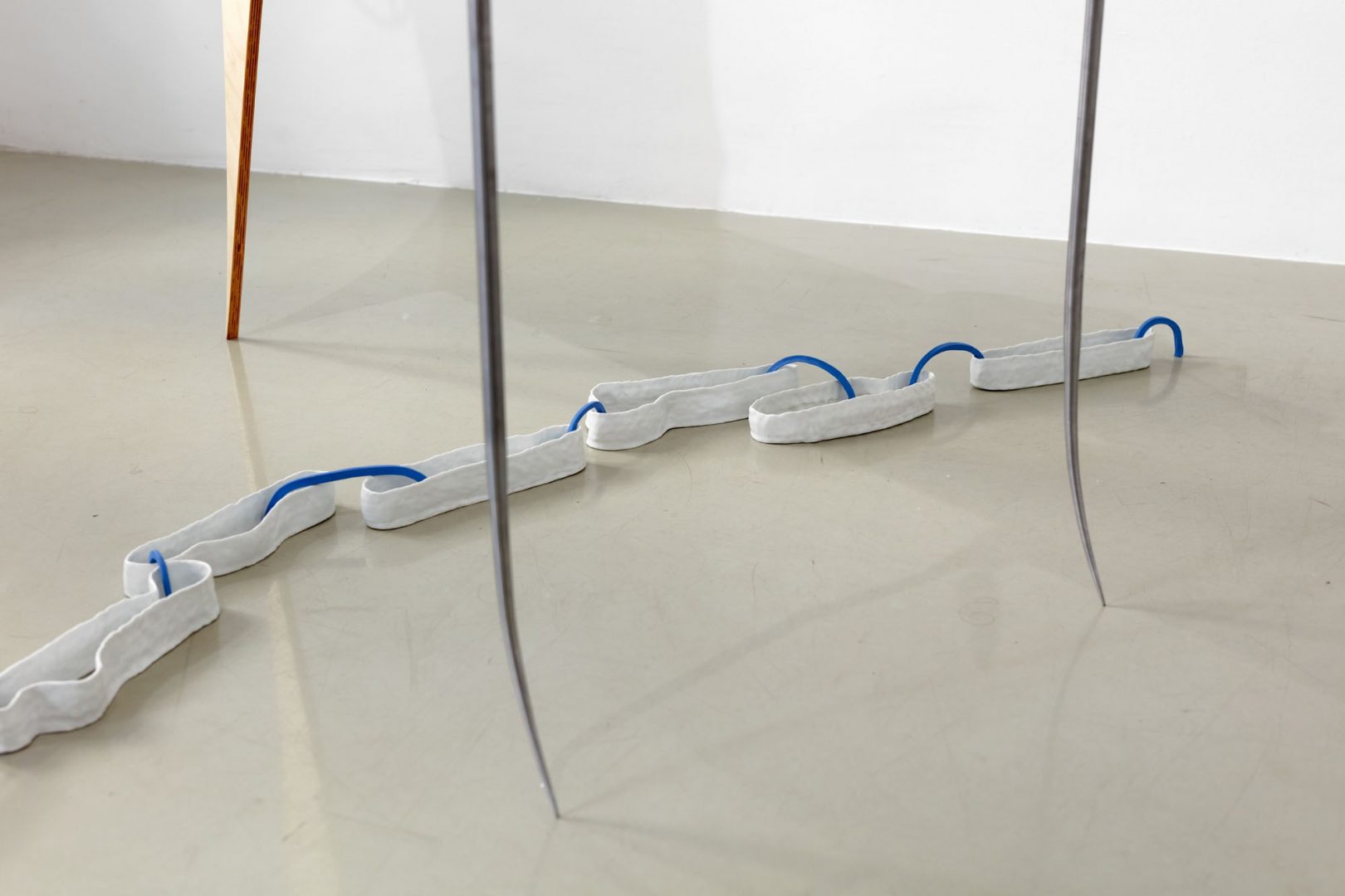 Root ring, 2021, porcelain, dimensions variable thumbnail