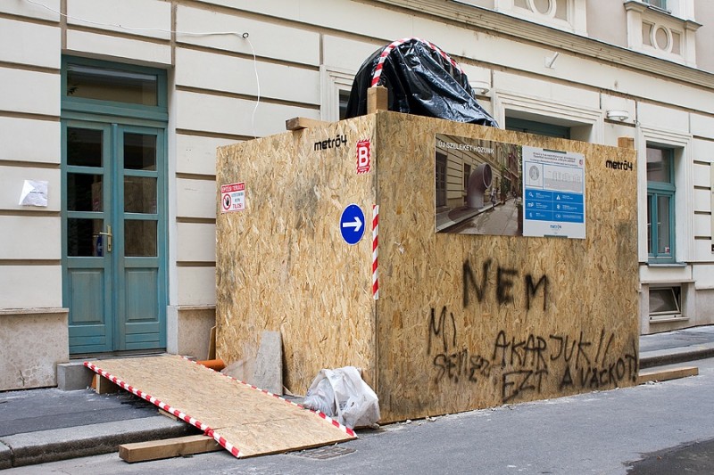 antal_lakner_outdoor_installation_2008