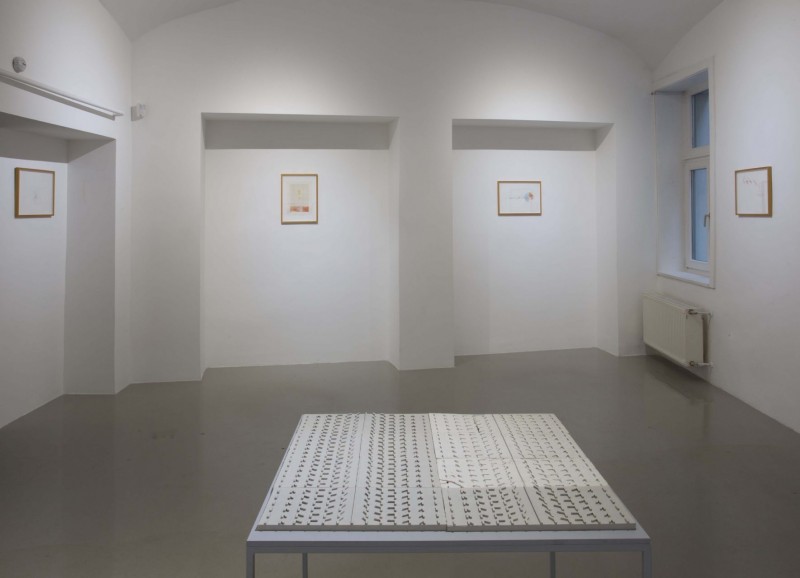 júlia_vécsei_installation_view_kisterem_2018_1